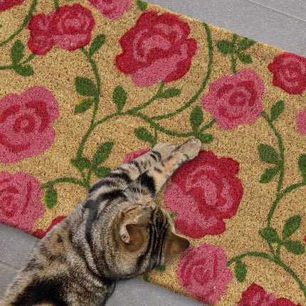 Door mat made of coconut fiber with beautiful roses