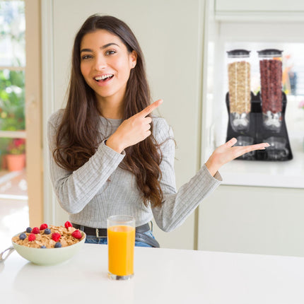 Double cereal dispenser