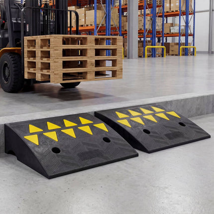 Auffahrrampen für Bordsteine, 2er-Set, 12,7–15,2 cm Steigung
