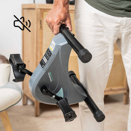 Elektrischer Pedaltrainer mit Matte und Fernbedienung