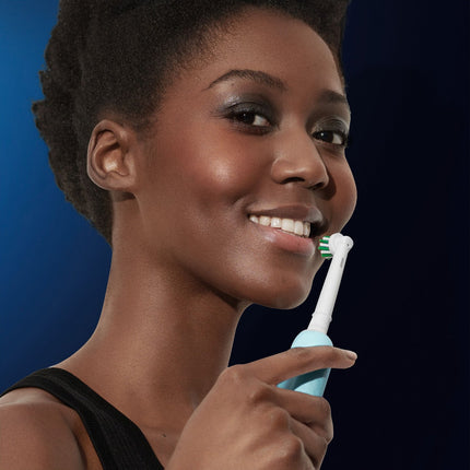 Brosse à dents électrique Pro1 Turquoise + Recharge supplémentaire