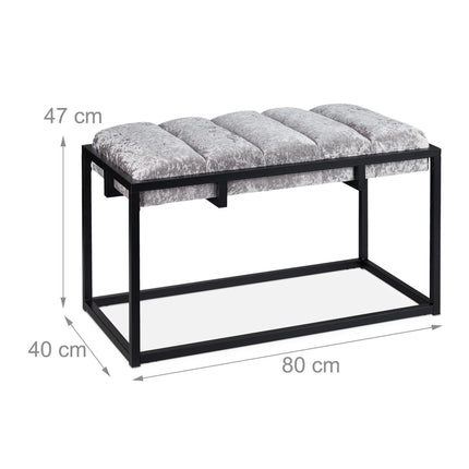 Elegantní lavice se sametovým čalouněním