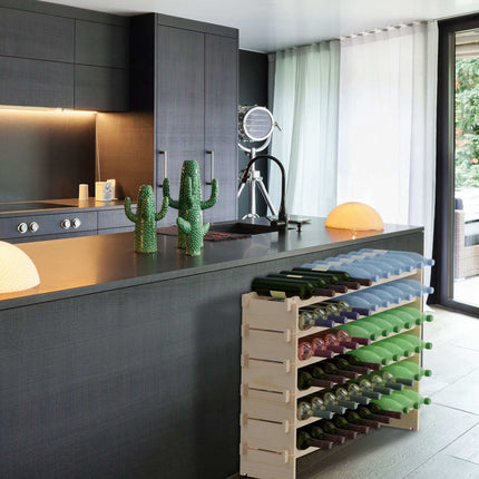 Expandable wine rack for bottles