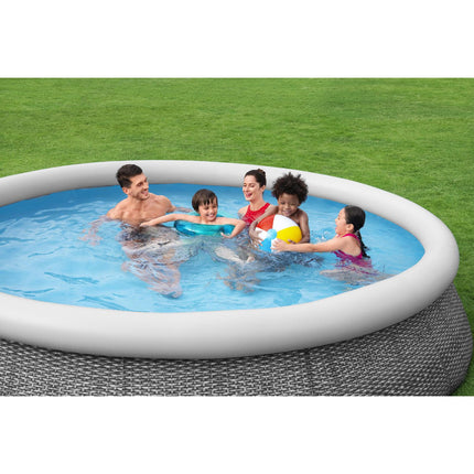 Festinstalliertes Becken 3,66 x 76 cm