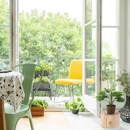 Flower stool in natural design