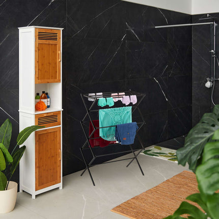 Foldable coat hanger in metal