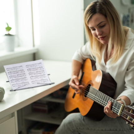 Foldable music stand