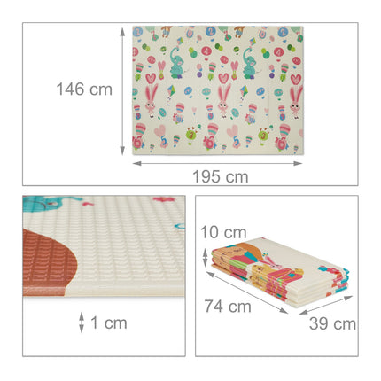 Foldable play mat with animal motifs