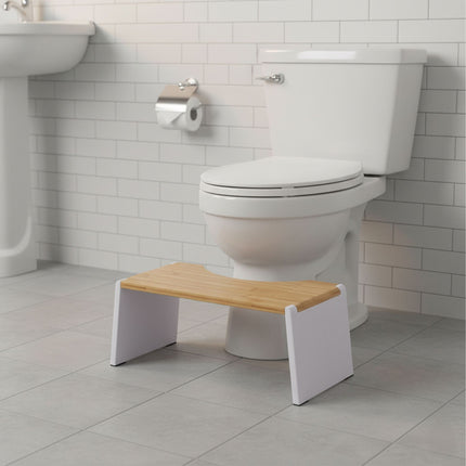 Faltbarer Toilettenhocker aus Bambus – rutschfest, platzsparend