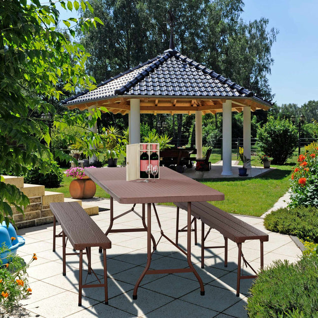 Klappbarer Gartentisch