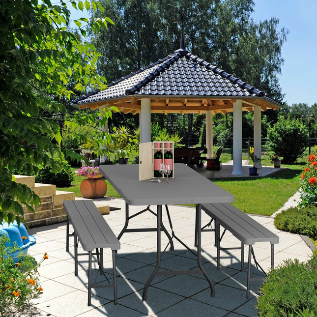Klappbarer Gartentisch