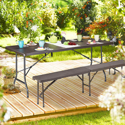 Klappbarer Gartentisch