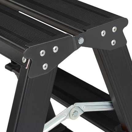 Klappbare Trittleiter aus Aluminium