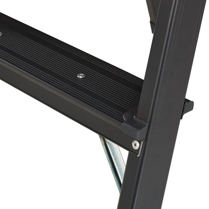 Klappbare Trittleiter aus Aluminium