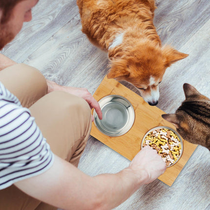 Food bowls for cats