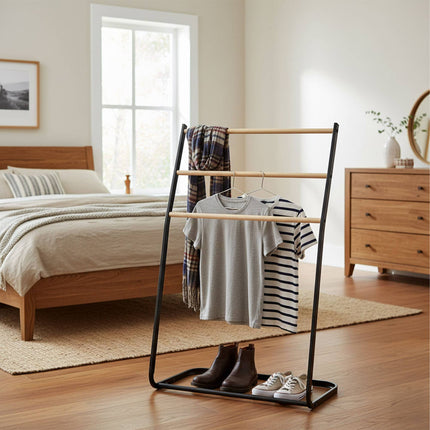 Freestanding 3-Rung Metal Towel Ladder Rail