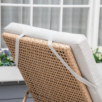 Sonnenliege aus Rattan für den Garten mit Kissen, verstellbare Stufen
