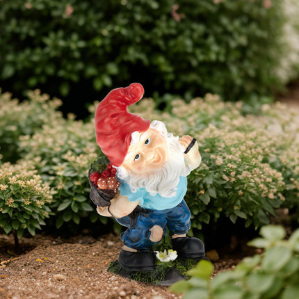 Nain de jardin avec panier de récolte
