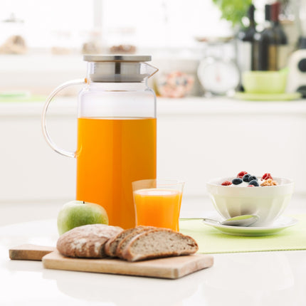 Carafe en verre avec couvercle 1,5 litre
