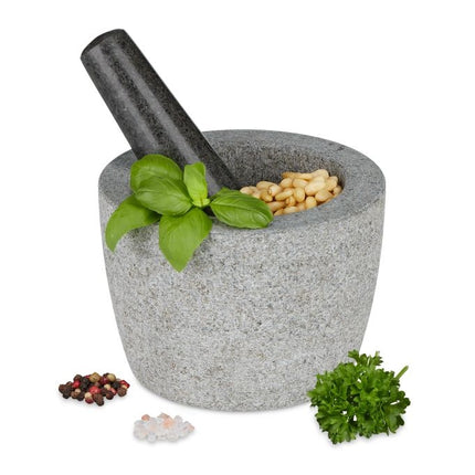 Granitmörtel mit Schlag