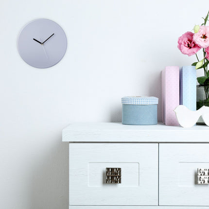 Grey Minimalist Wall Clock – No Numbers, Battery-Powered