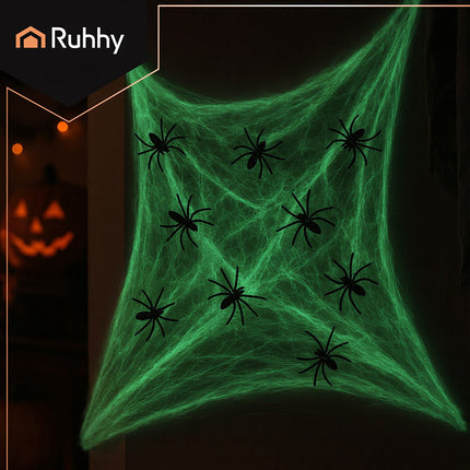 Halloweenská pavučina svítící ve tmě s 20 pavouky