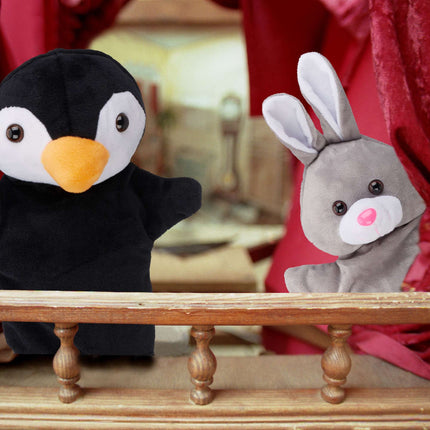 Marionnettes à main avec des animaux pour enfants