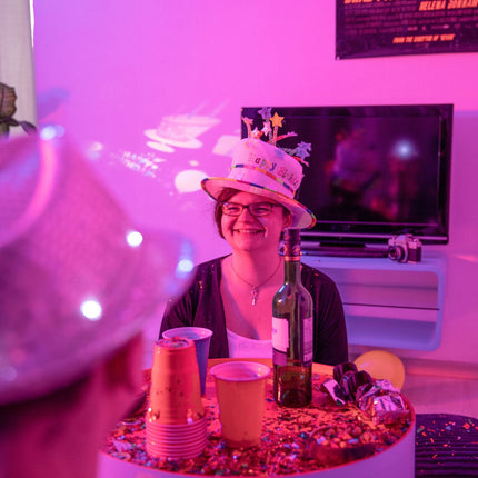 Narozeninová čepička dort