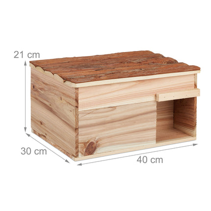 Hedgehog house with floor