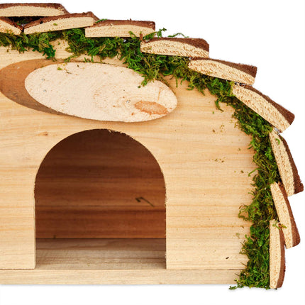 Hedgehog house with floor