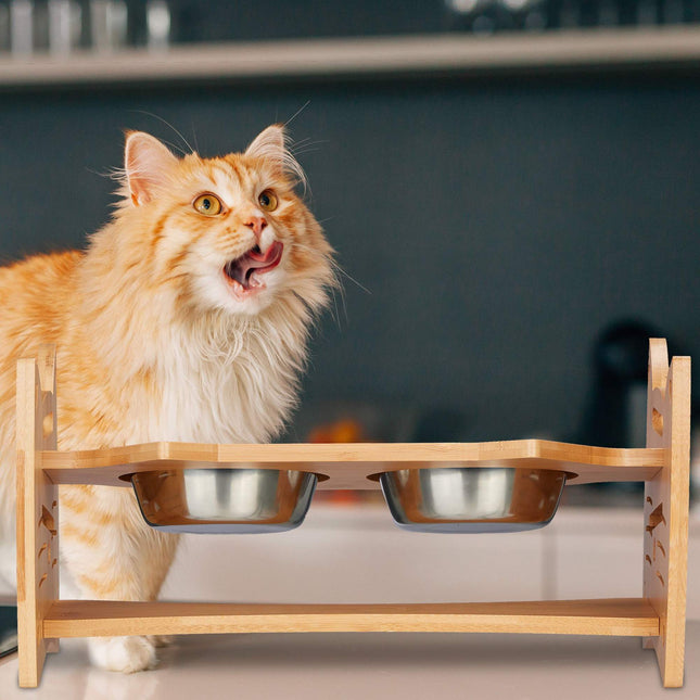 Höhenverstellbarer Futterplatz für Katzen