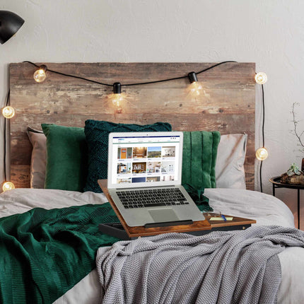 Height adjustable laptop table