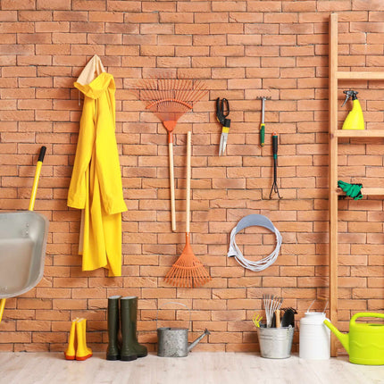 Hose holder wall metal