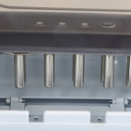 Eiswürfelbereiter, 9 Würfel in 6-12 Min., 12 kg/Tag, schwarz