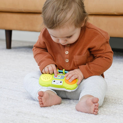Infantino Interaktives Spielzeug Mini Boombox