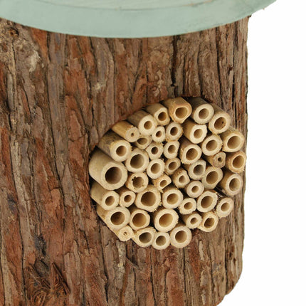 Insektenhotel für Bienen