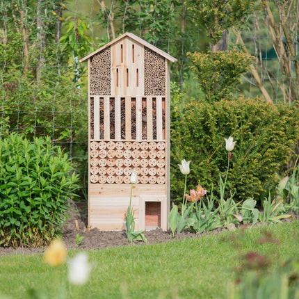 Insect hotel natural XXL with hedgehog house