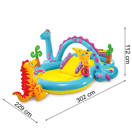Kinder-Dinoland-Wasserspielplatz mit Rutsche und Springbrunnen