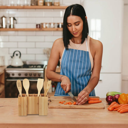Kitchen utensil holder with spoons