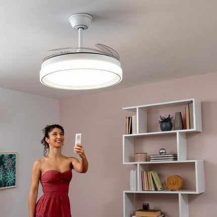 LED-Deckenventilator mit 4 einziehbaren Flügeln Blalefan InnovaGoods Weiß 72 W Ø49,5-104 cm