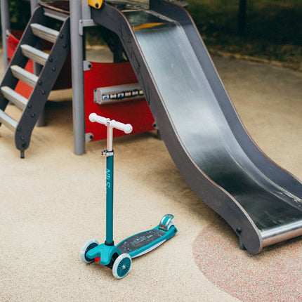 LED-Scooter, Grün – Höhenverstellbar, Klappbar