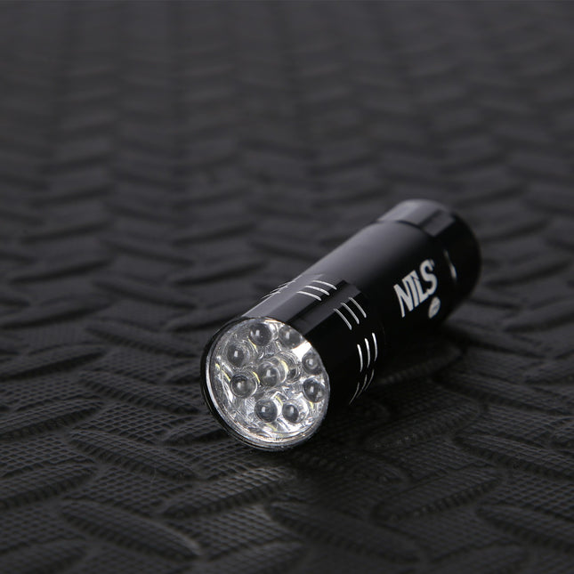 LED-Taschenlampe, 300 Lumen, kompaktes Design