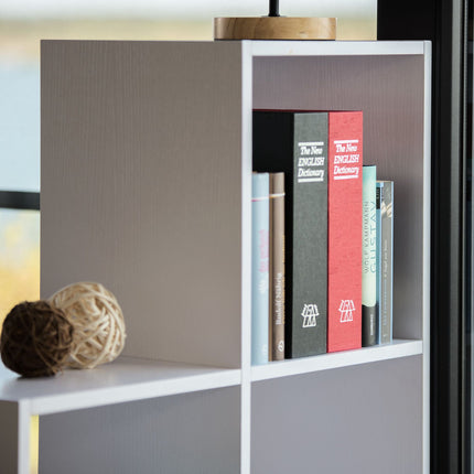 Large lockable book compartment