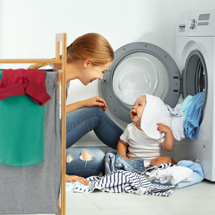 Laundry basket with 2 compartments