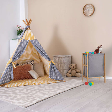 Wäschekorb mit Bambusrahmen