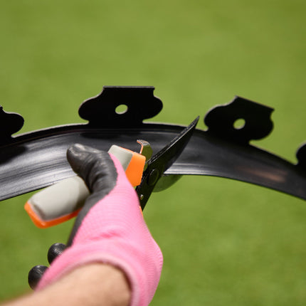 Rasenkantenstecker – Flexibler Kunststoffrand