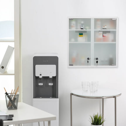 Lockable medicine cabinet with double doors