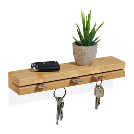 Magnetic key board with shelf