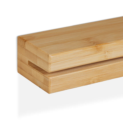 Magnetic key board with shelf