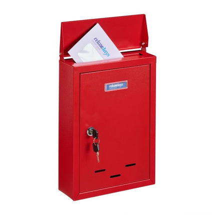 Briefkasten mit Namensschild